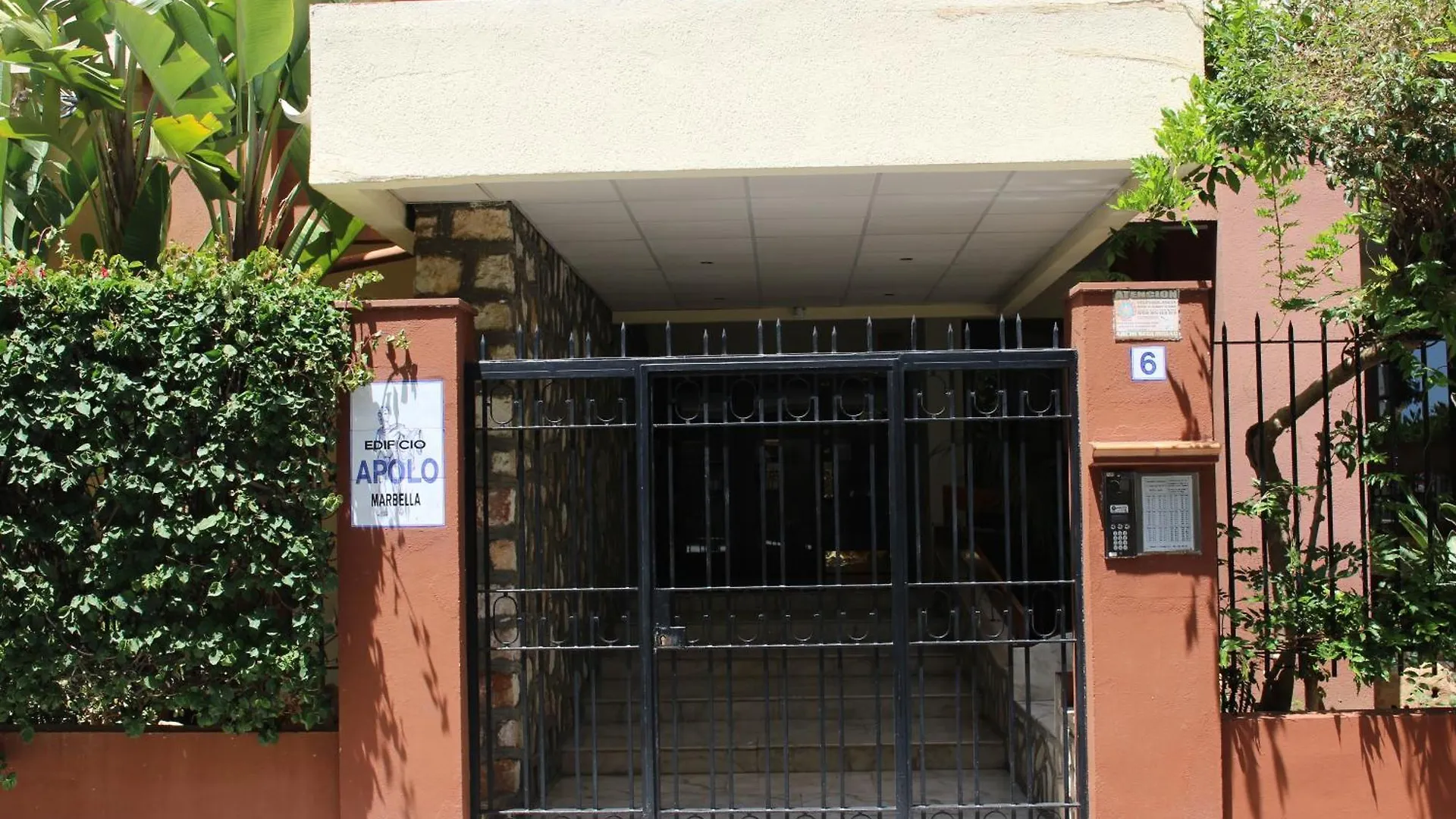 Renovated Mikky Studio Close Beach Marbella Apartment