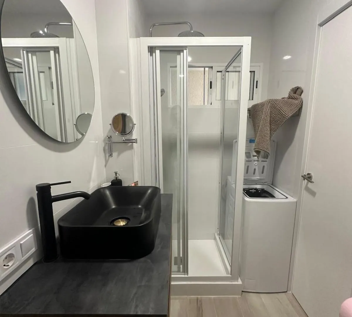 Apartment Renovated Mikky Studio Close Beach Marbella Spanien